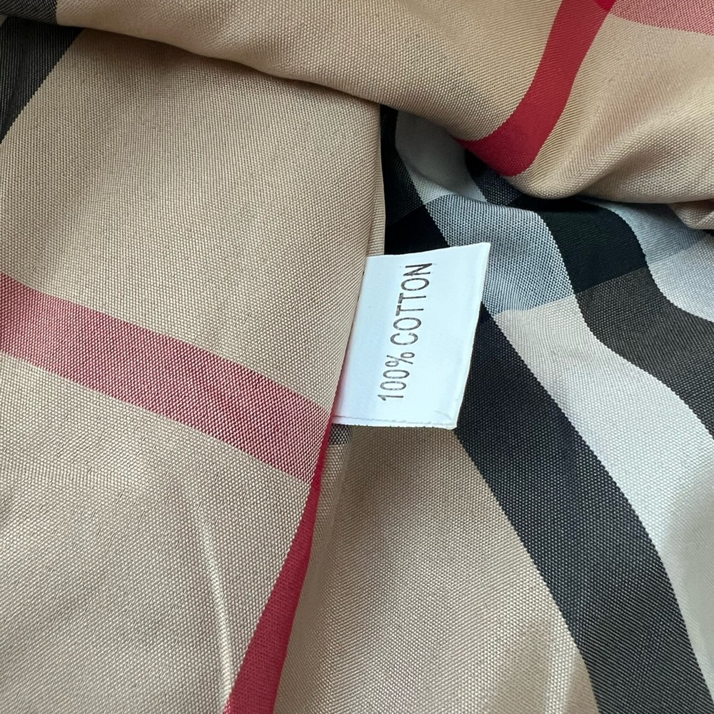 Burberry Kids Beige Raincoat with Plaid Trim - Picture 9 of 10